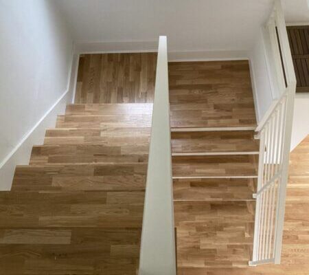 Hardwood stairs installation and refinishing LUKS Construction Seattle, Bellevue, Redmond, Kirkland, Issaquah, Sammamish, Redmond & Mercer Island